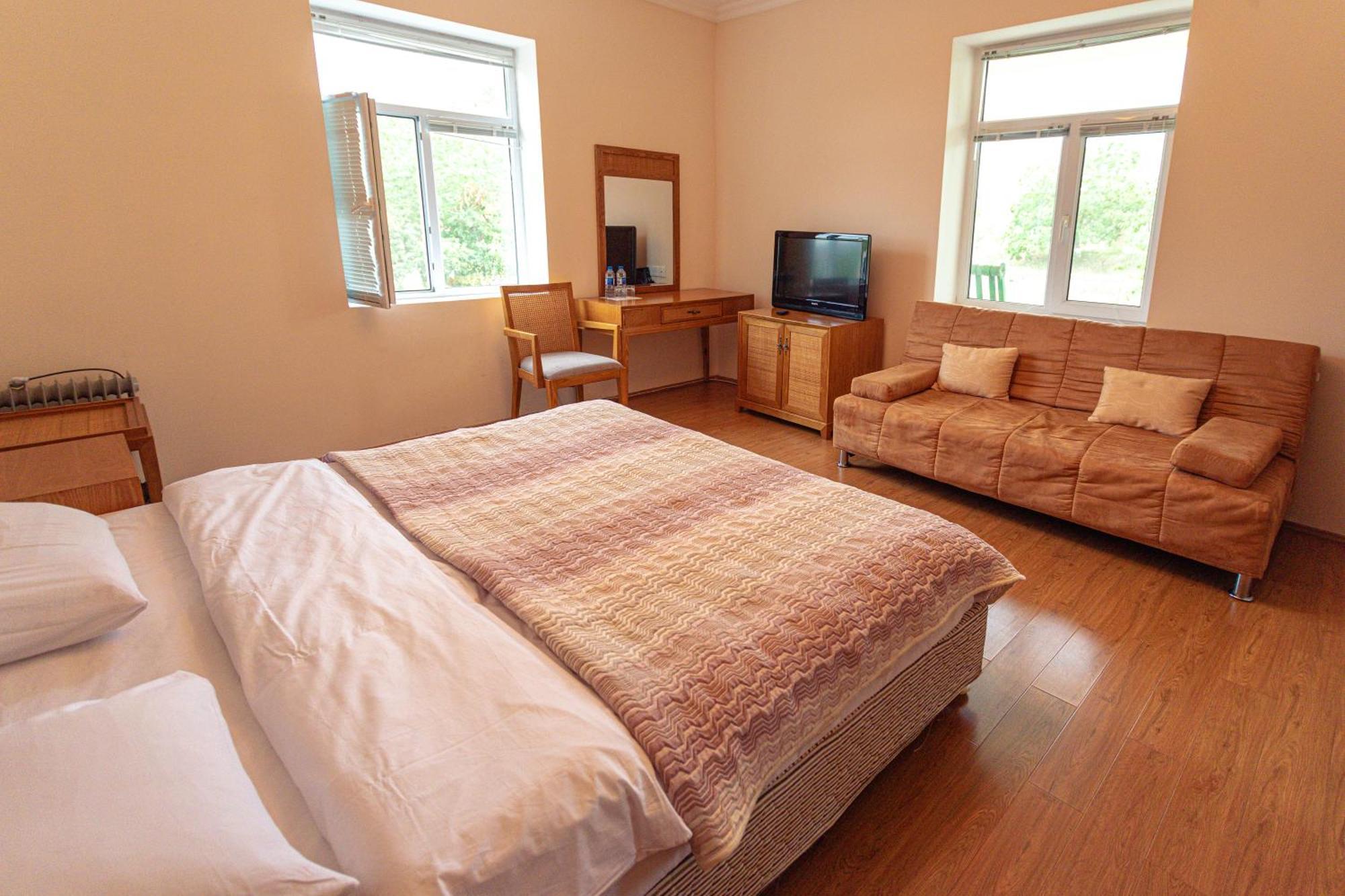 Ikinci Yeniyol Chabiant Guesthouse Chateau Monolit מראה חיצוני תמונה