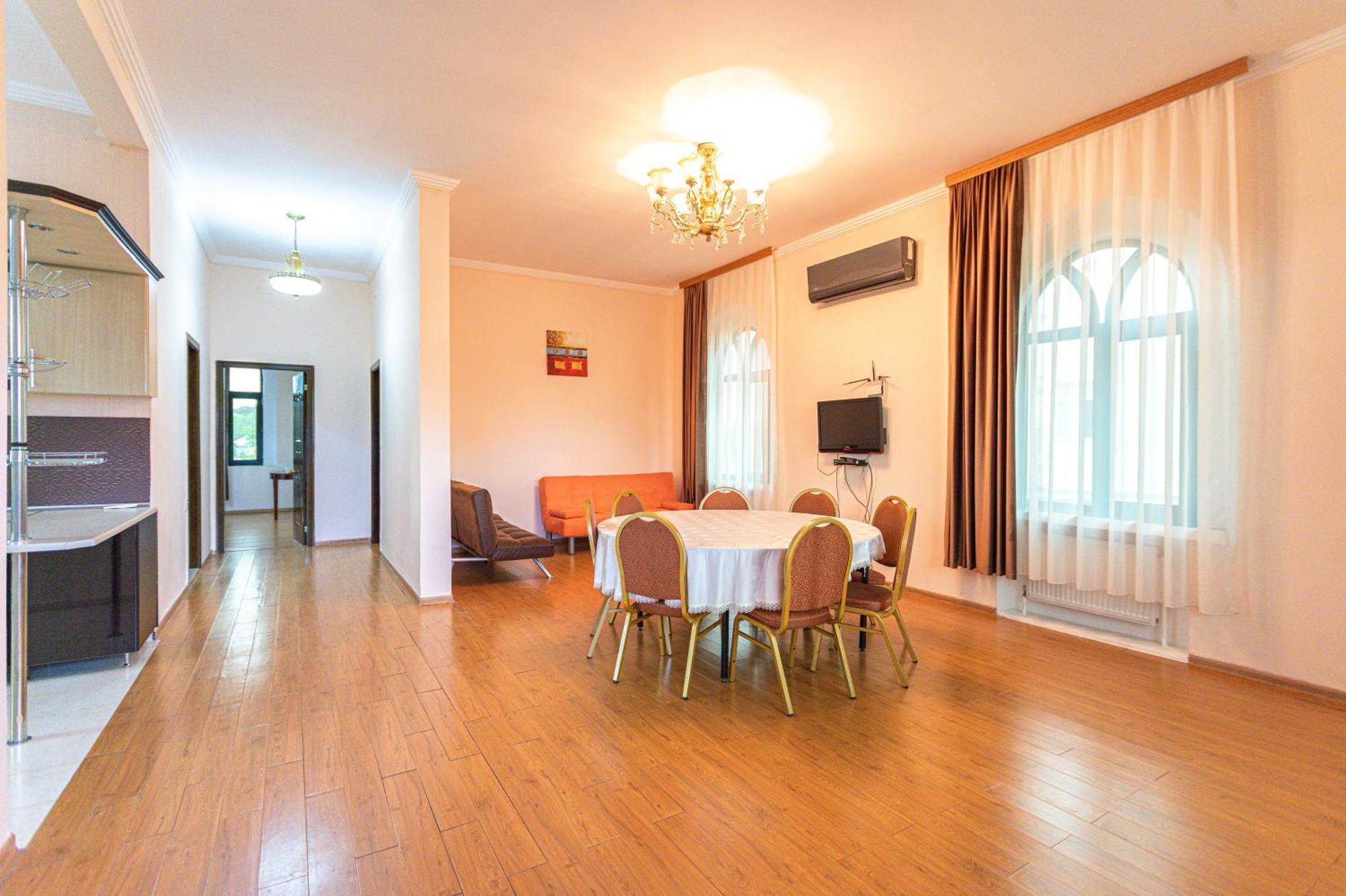 Ikinci Yeniyol Chabiant Guesthouse Chateau Monolit מראה חיצוני תמונה