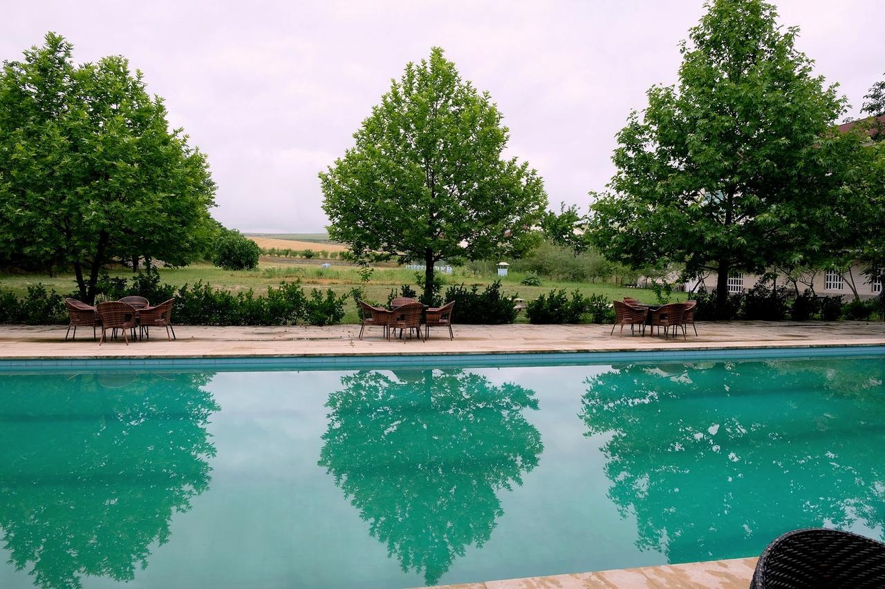 Ikinci Yeniyol Chabiant Guesthouse Chateau Monolit מראה חיצוני תמונה